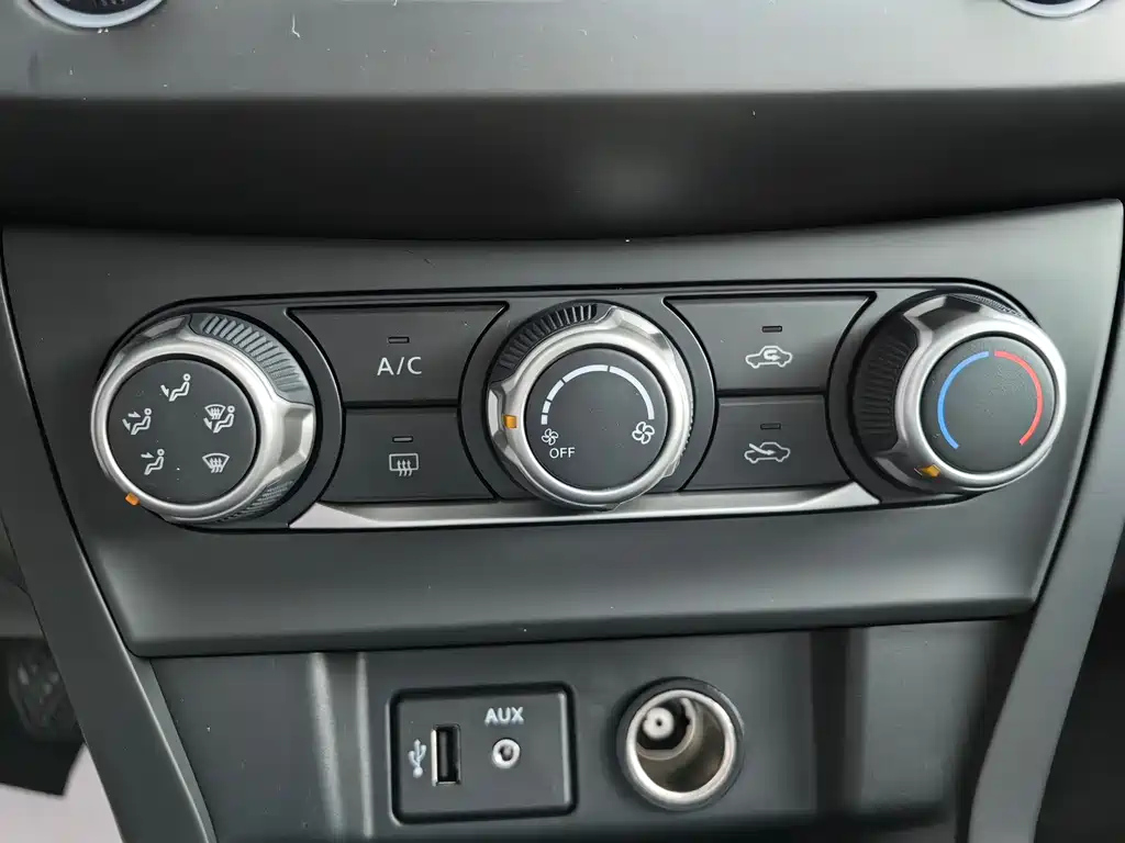 NISSAN SYLPHY 2024