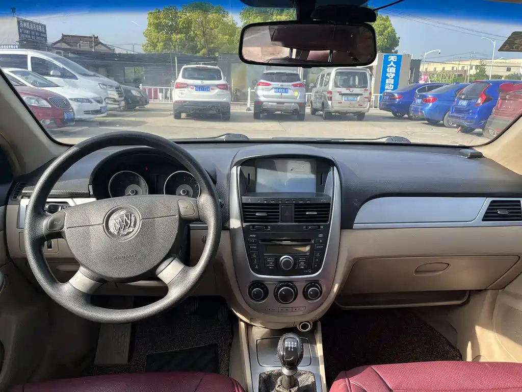 BUICK EXCELLE 2011