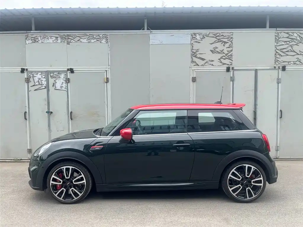 MINI JCW 2021