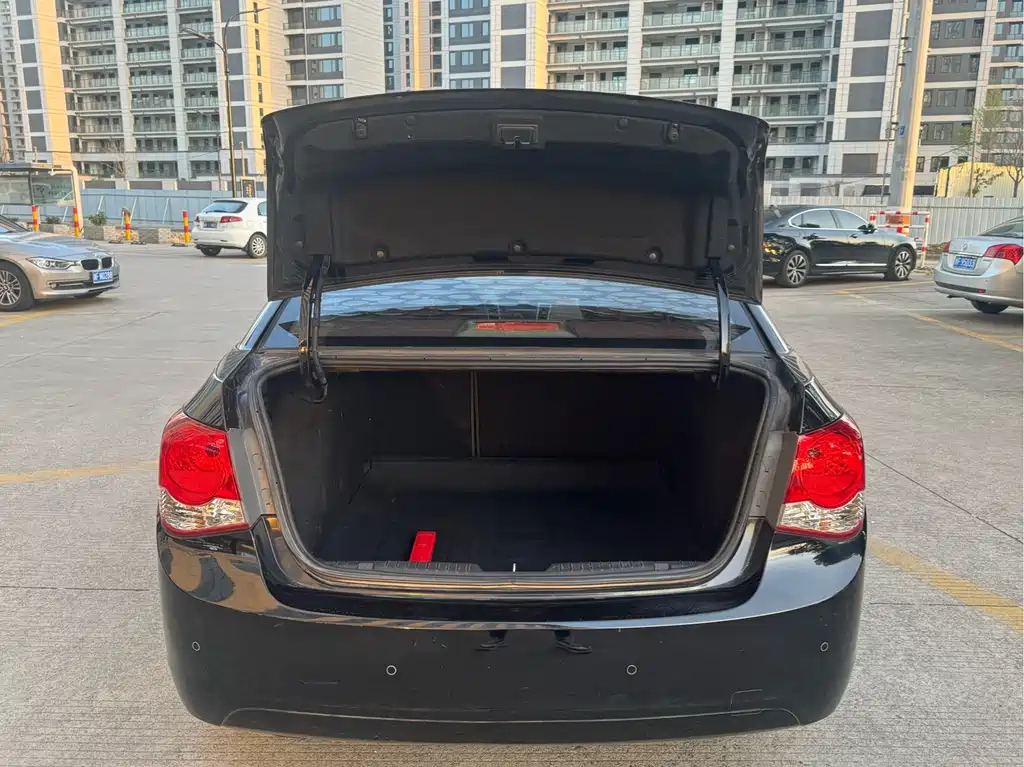 CHEVROLET CRUZE 2013