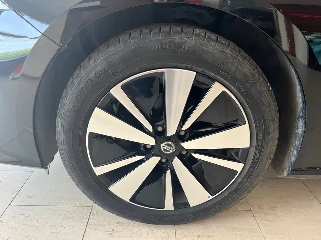 NISSAN TEANA 2021