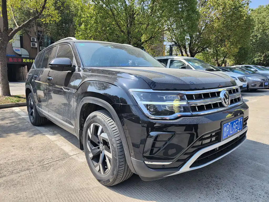 VOLKSWAGEN TOURAN 2022