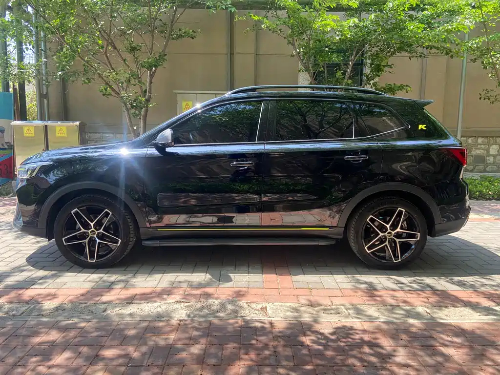 ROEWE RX5 2022