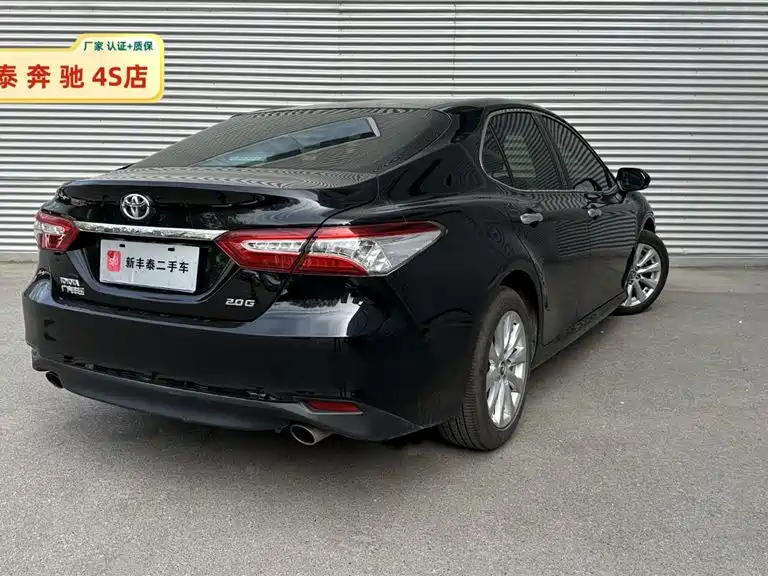 TOYOTA CAMRY 2018