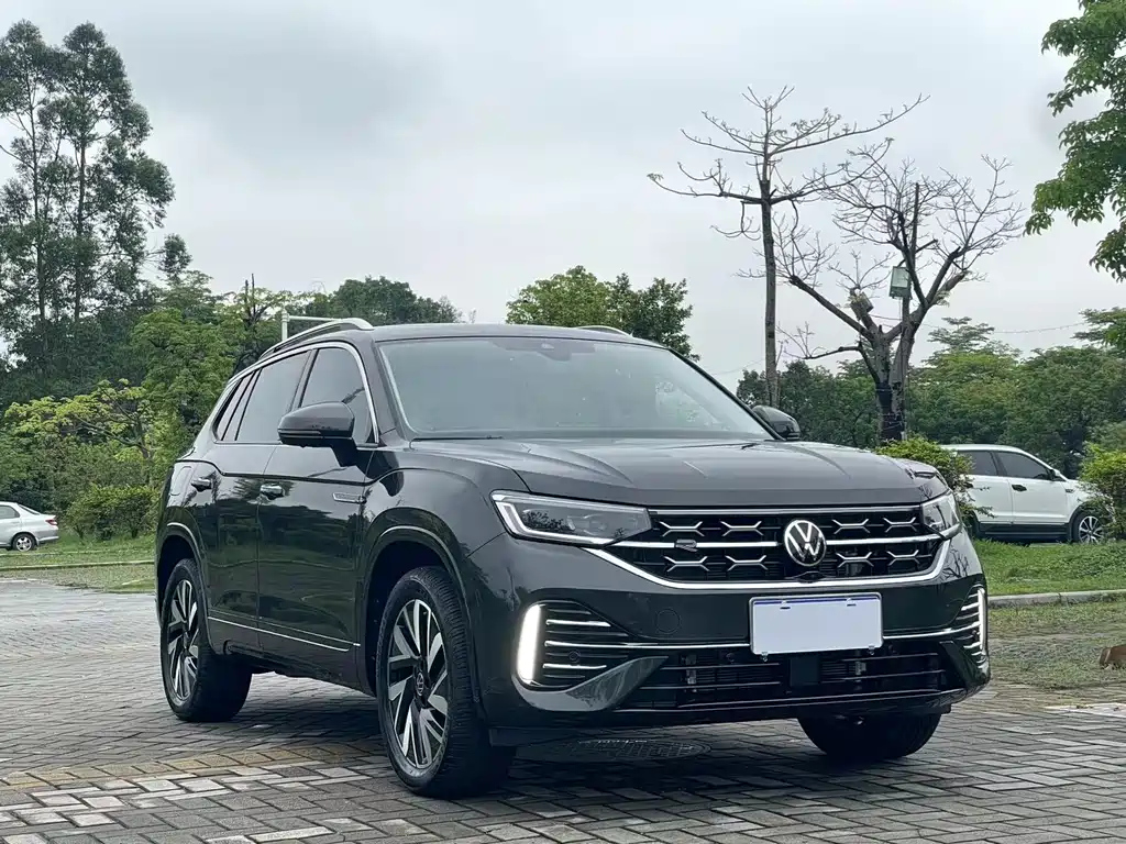 VOLKSWAGEN TAYRON 2022