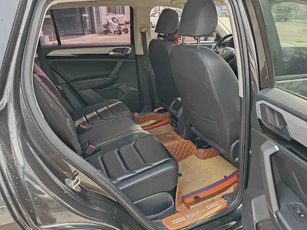 VOLKSWAGEN TAYRON 2020