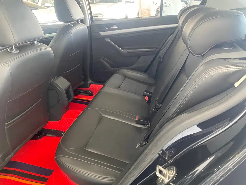 VOLKSWAGEN LAVIDA 2017