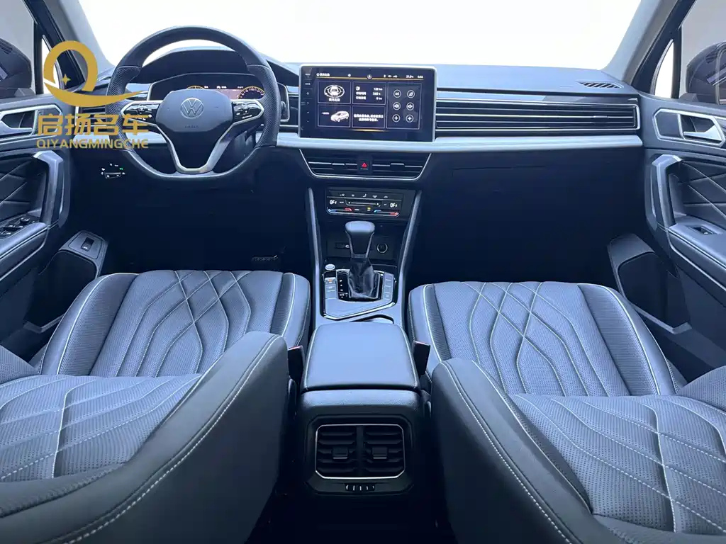 VOLKSWAGEN TIGUAN L 2022