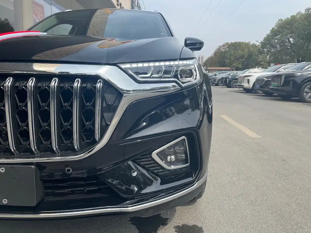 HONGQI HS5 2022