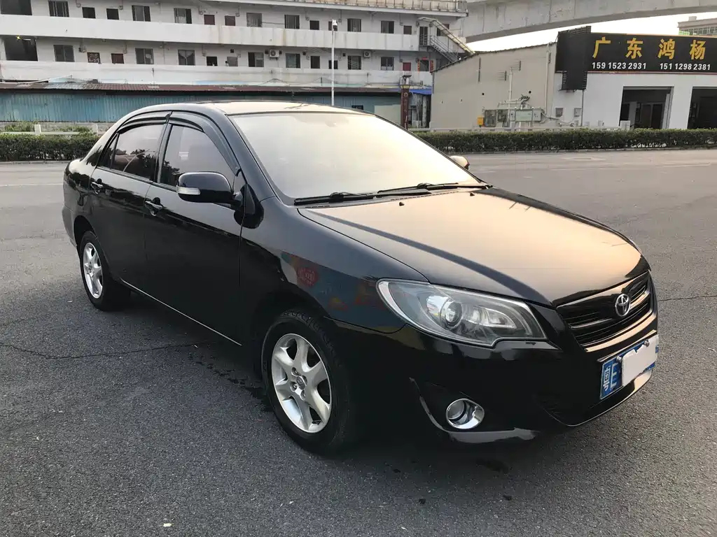 TOYOTA COROLLA 2013
