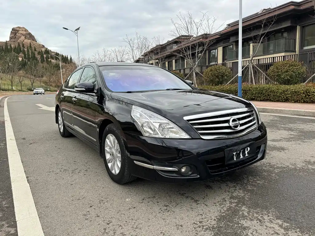 NISSAN TEANA 2009