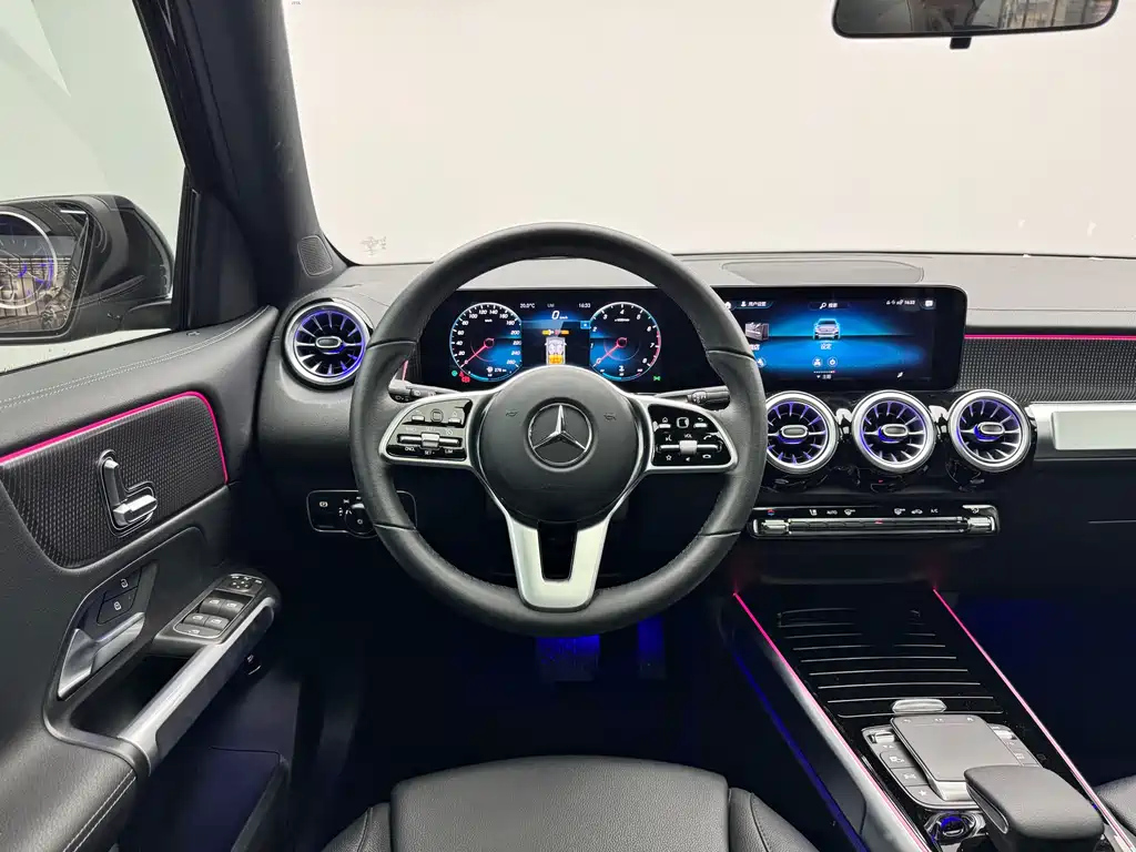 MERCEDES BENZ GLB 2021