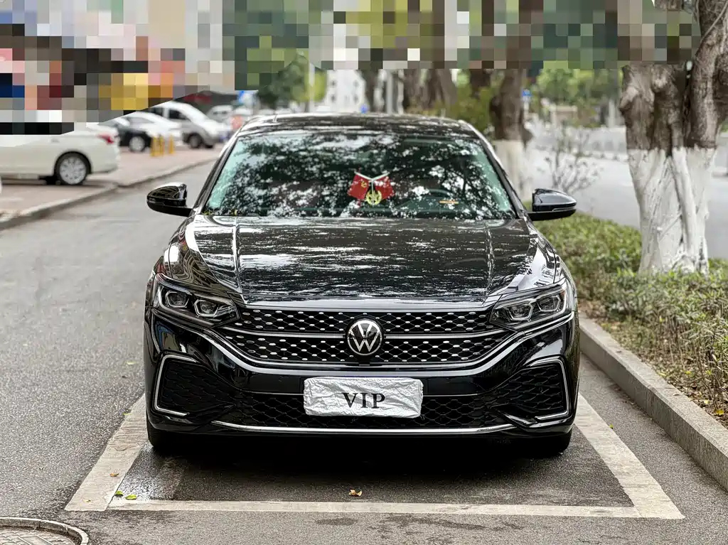 VOLKSWAGEN PASSAT 2022