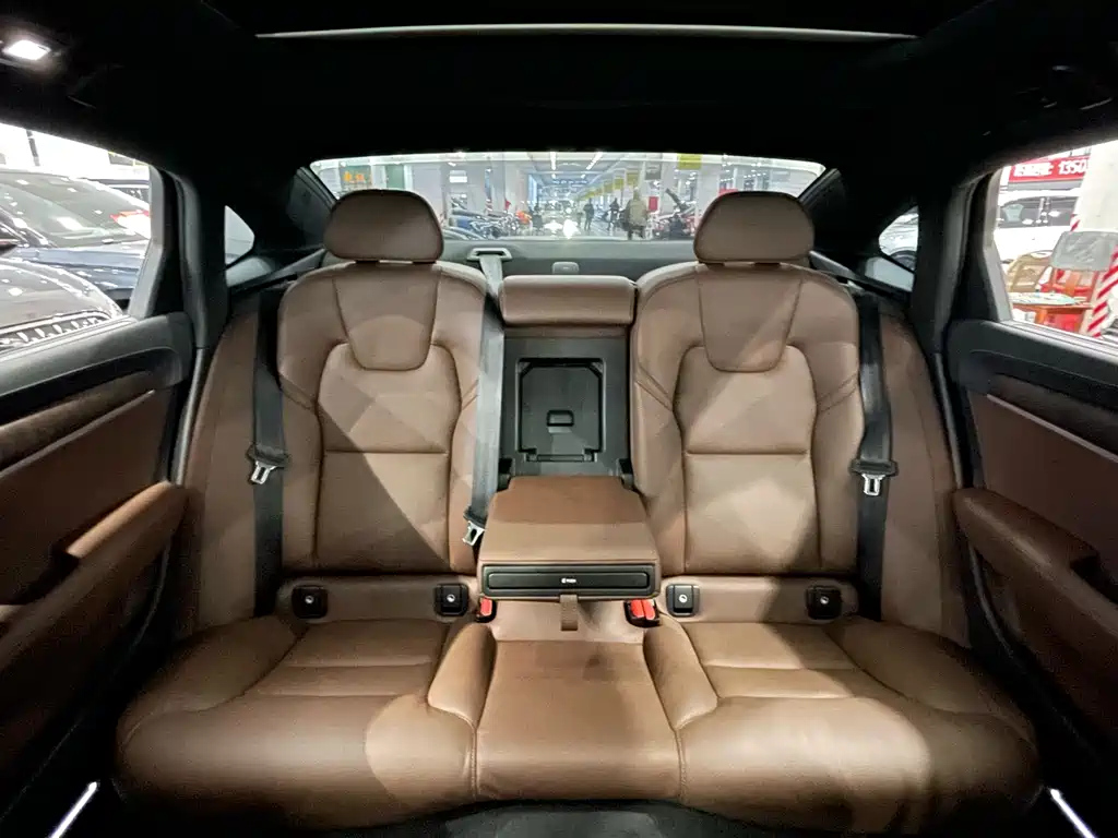 VOLVO S90 2022