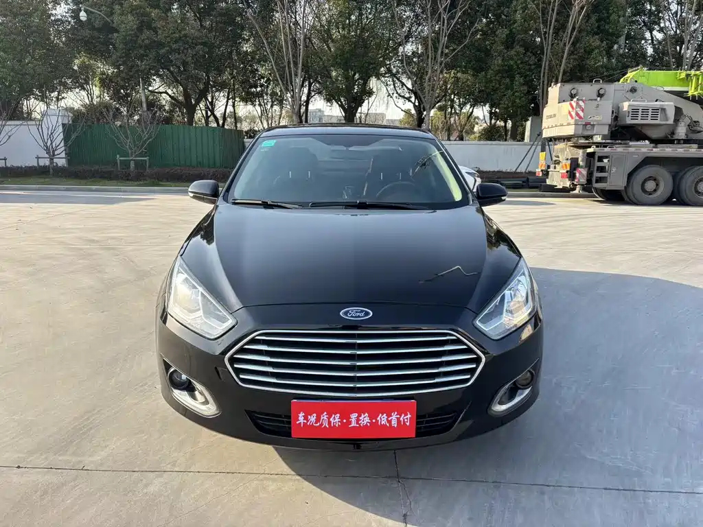 FORD ESCORT 2016