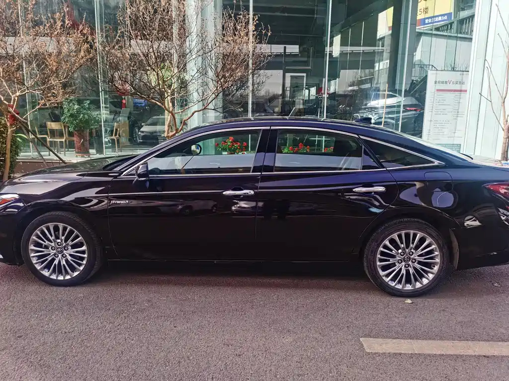TOYOTA AVALON 2019