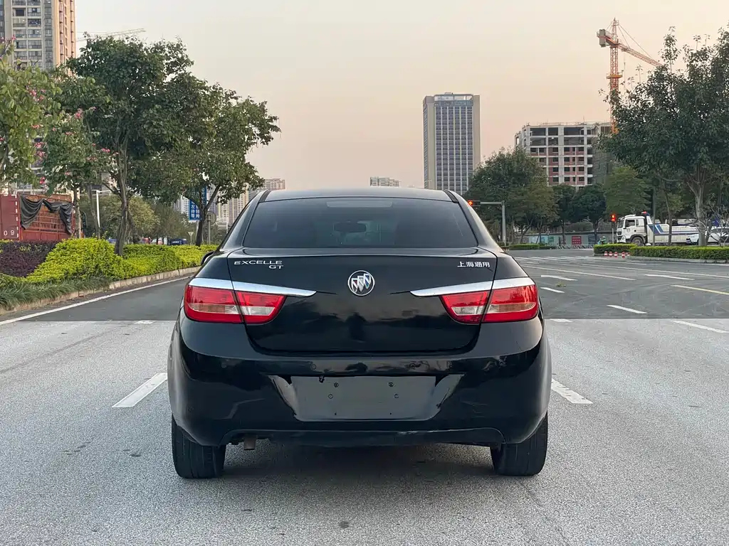 BUICK EXCELLE 2012