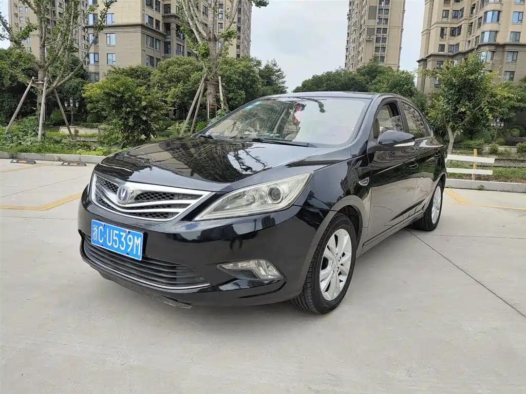 CHANGAN EADO 2014