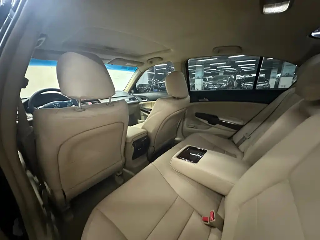 HONDA ACCORD 2010