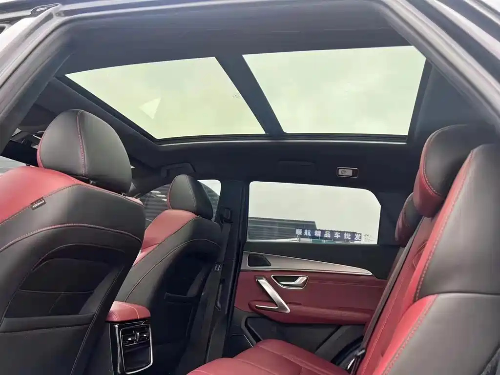 JETOUR X70 PLUS 2022