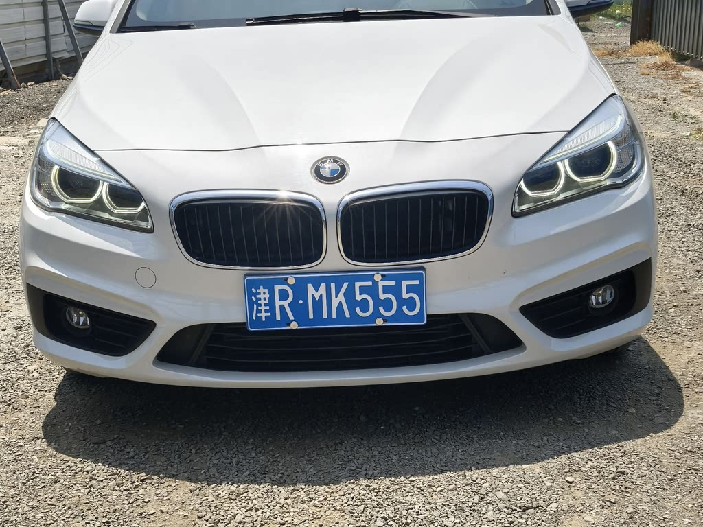 BMW 2-SERIES STATION WAGON