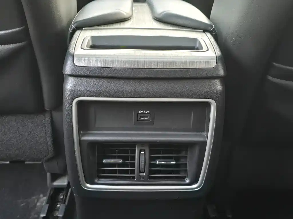 NISSAN MURANO 2018