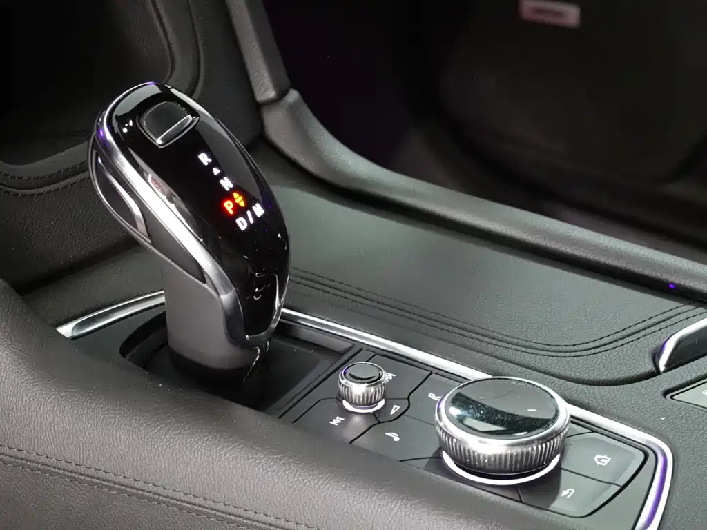 CADILLAC XT5 2021