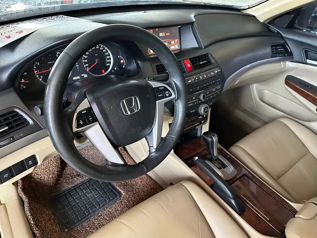 HONDA ACCORD 2011