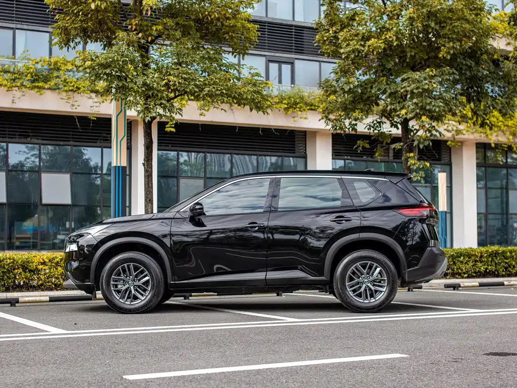 NISSAN X-TRAIL 2022