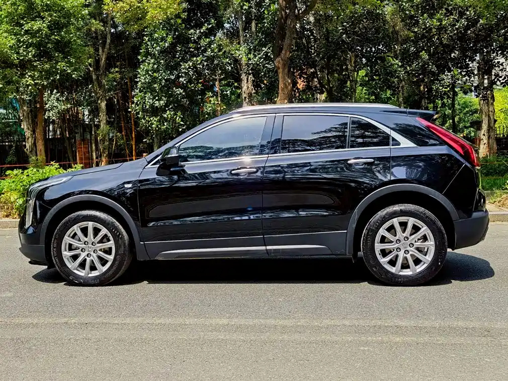 CADILLAC XT4 2020