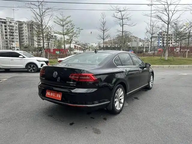 VOLKSWAGEN MAGOTAN 2017