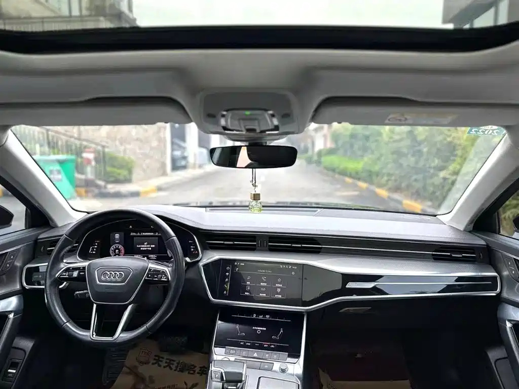 AUDI A6L 2019