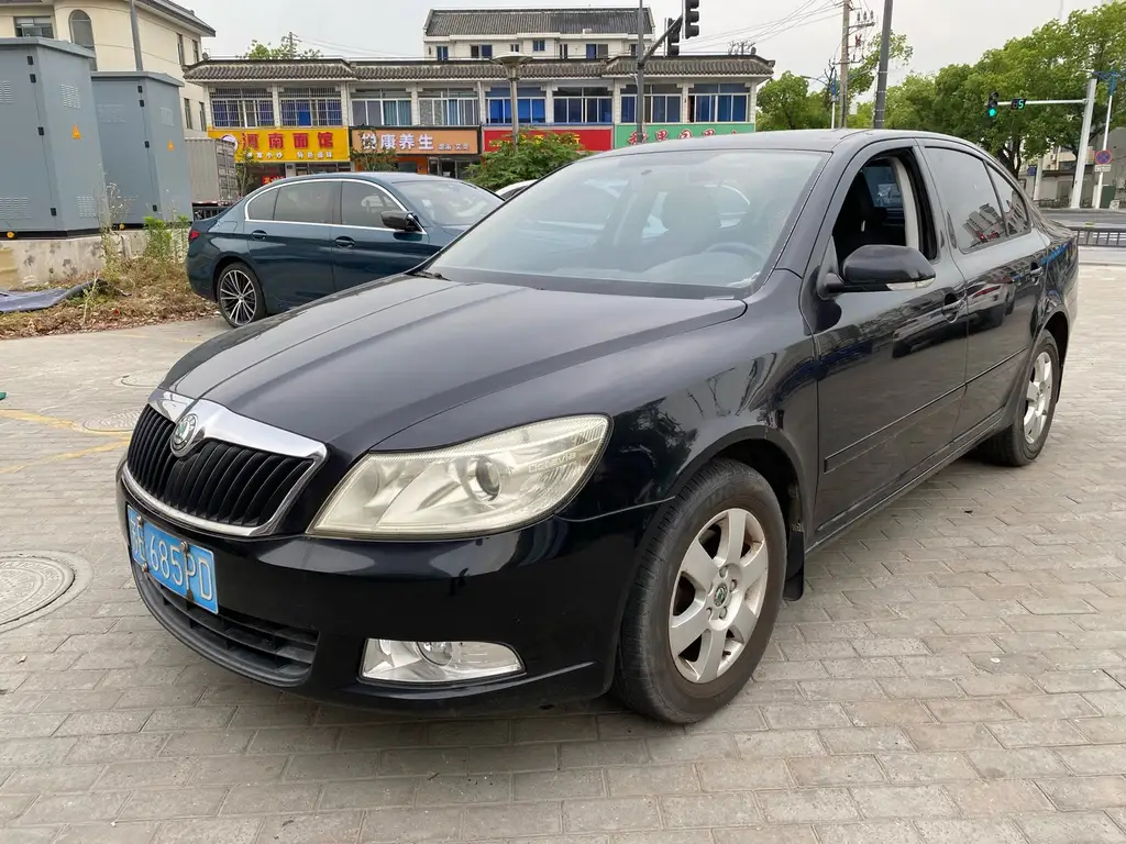 SKODA OCTAVIA 2012