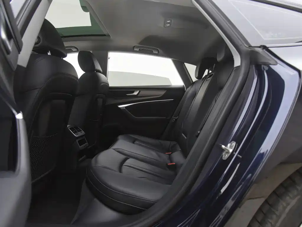 AUDI A7 2021