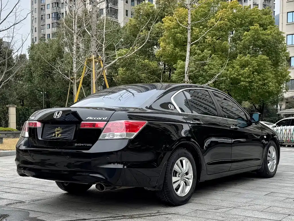 HONDA ACCORD 2010
