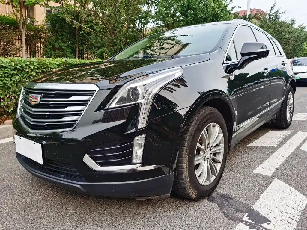 CADILLAC XT5 2018