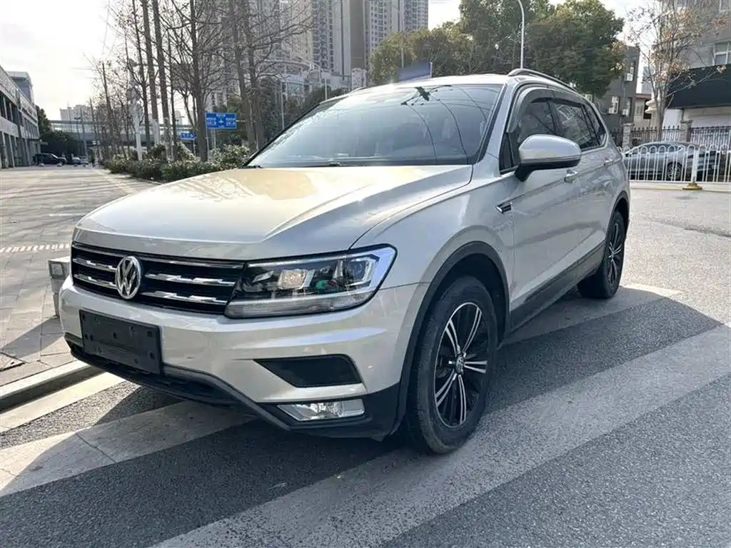 VOLKSWAGEN TIGUAN L 2024