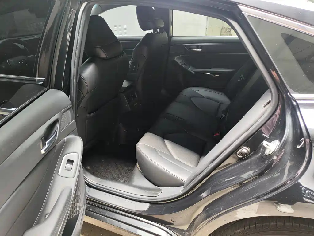 TOYOTA AVALON 2022