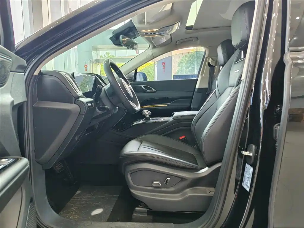 HONGQI HS3 2024