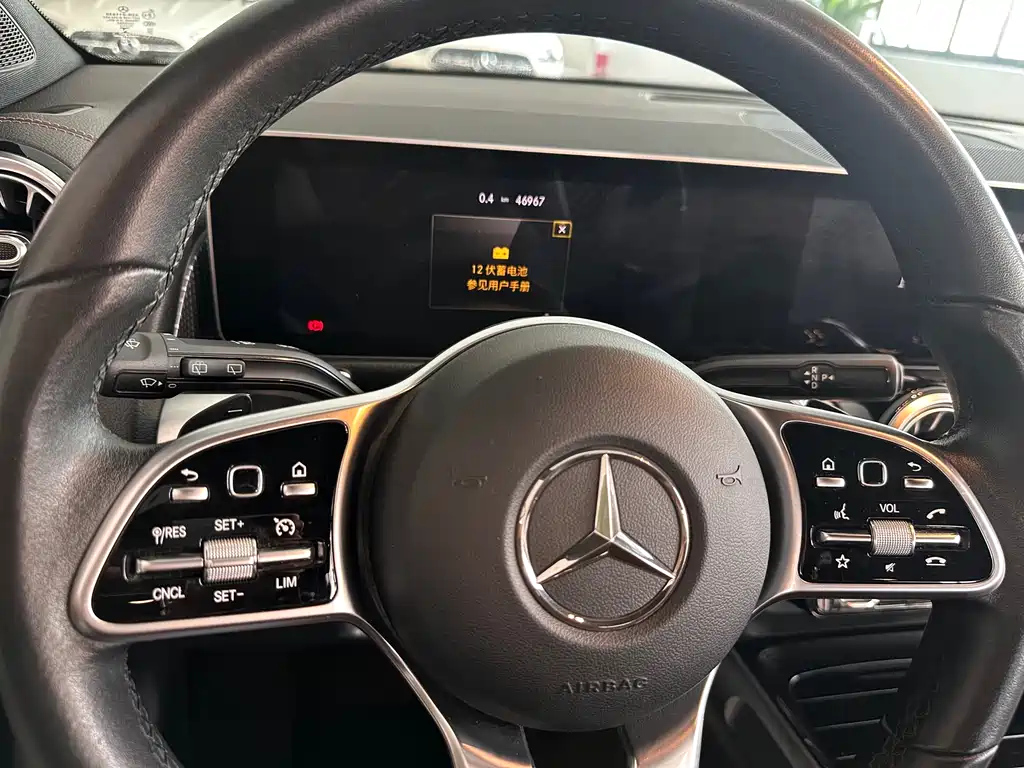 MERCEDES BENZ GLB 2020