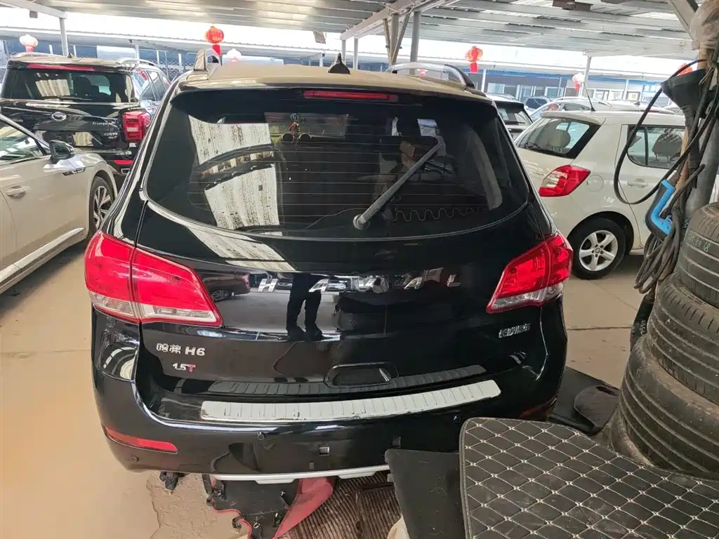 HAVAL H6 2015