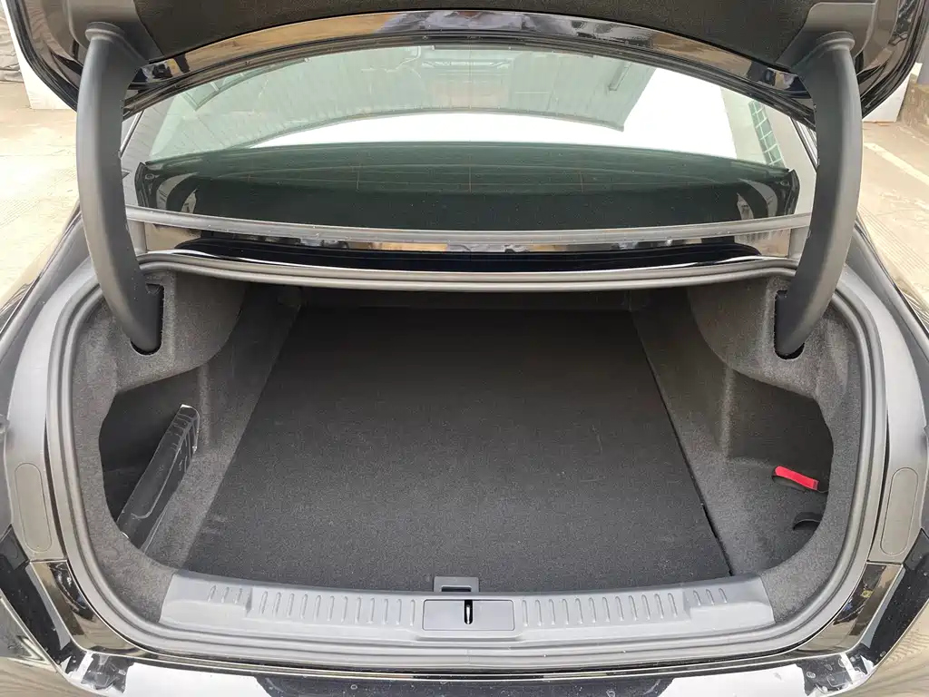 LINCOLN Z 2024