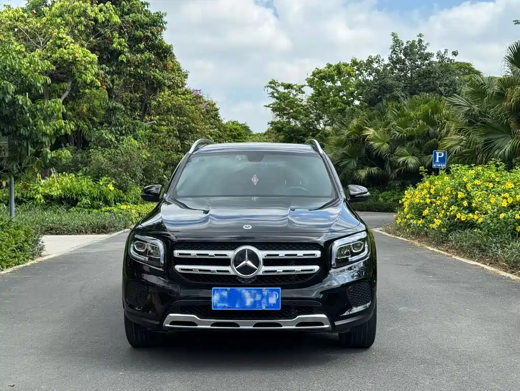 MERCEDES BENZ GLB 2021