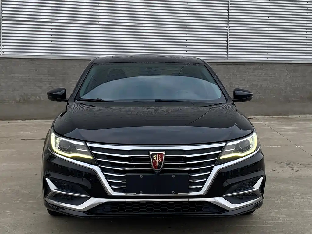 ROEWE I6 NEW ENERGY 2017