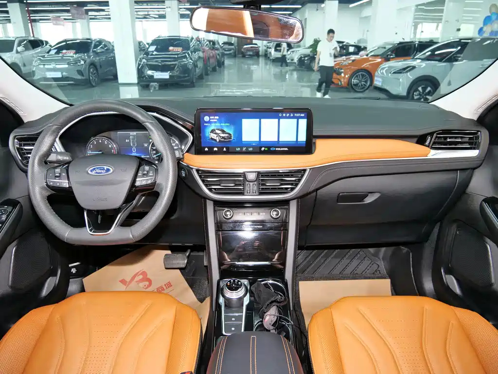 FORD ESCAPE 2020