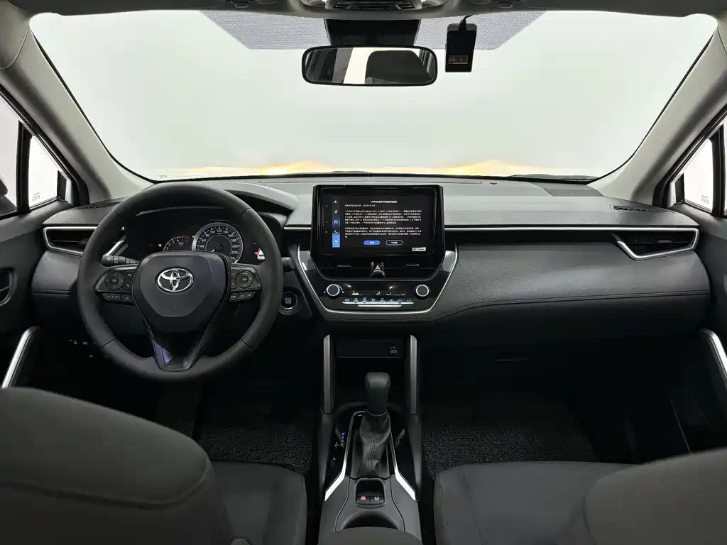 TOYOTA COROLLA CROSS 2022