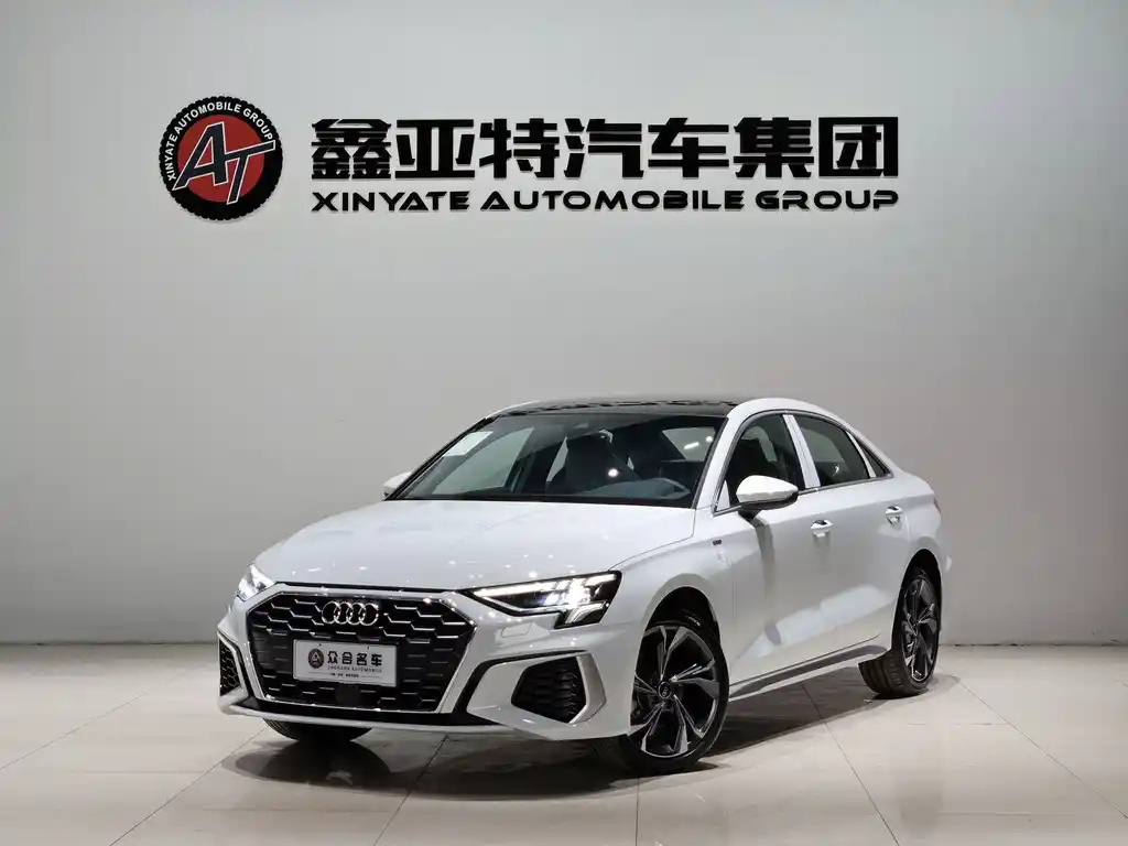 AUDI A3 2024