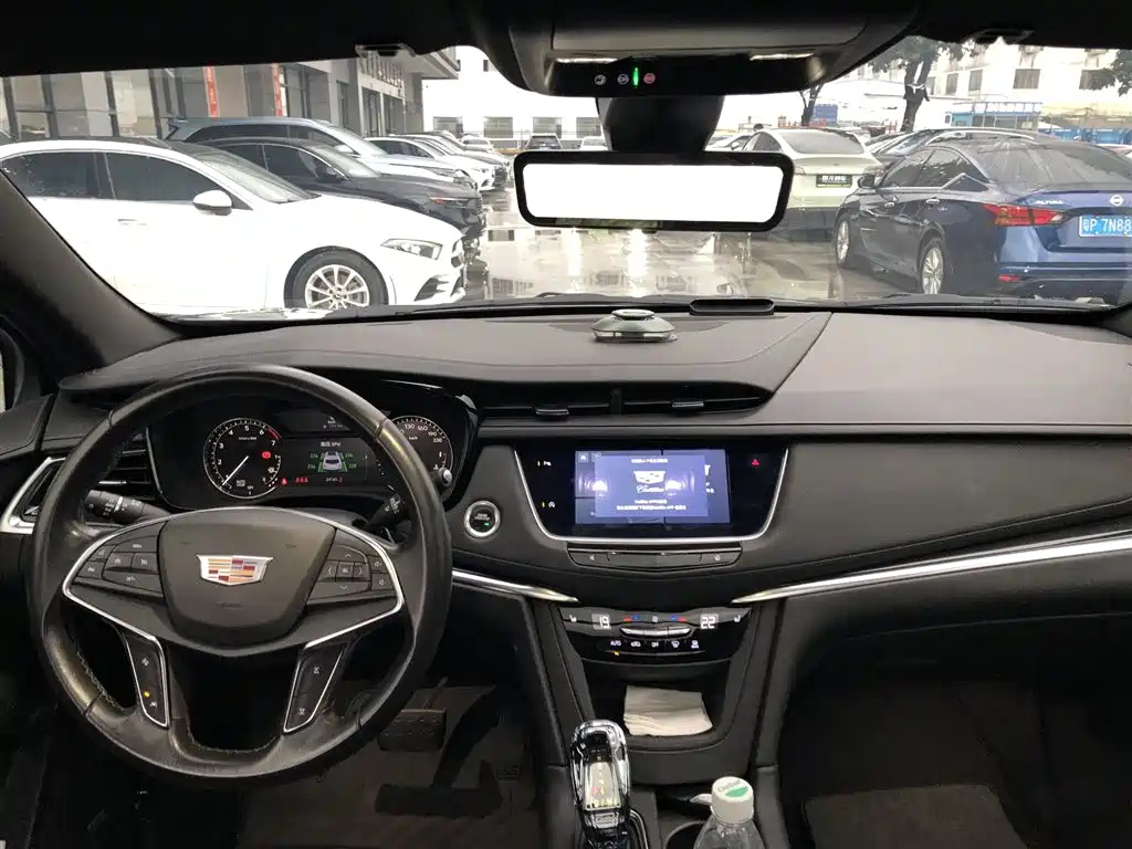 CADILLAC XT5 2022