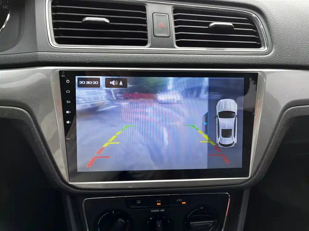VOLKSWAGEN LAVIDA 2016