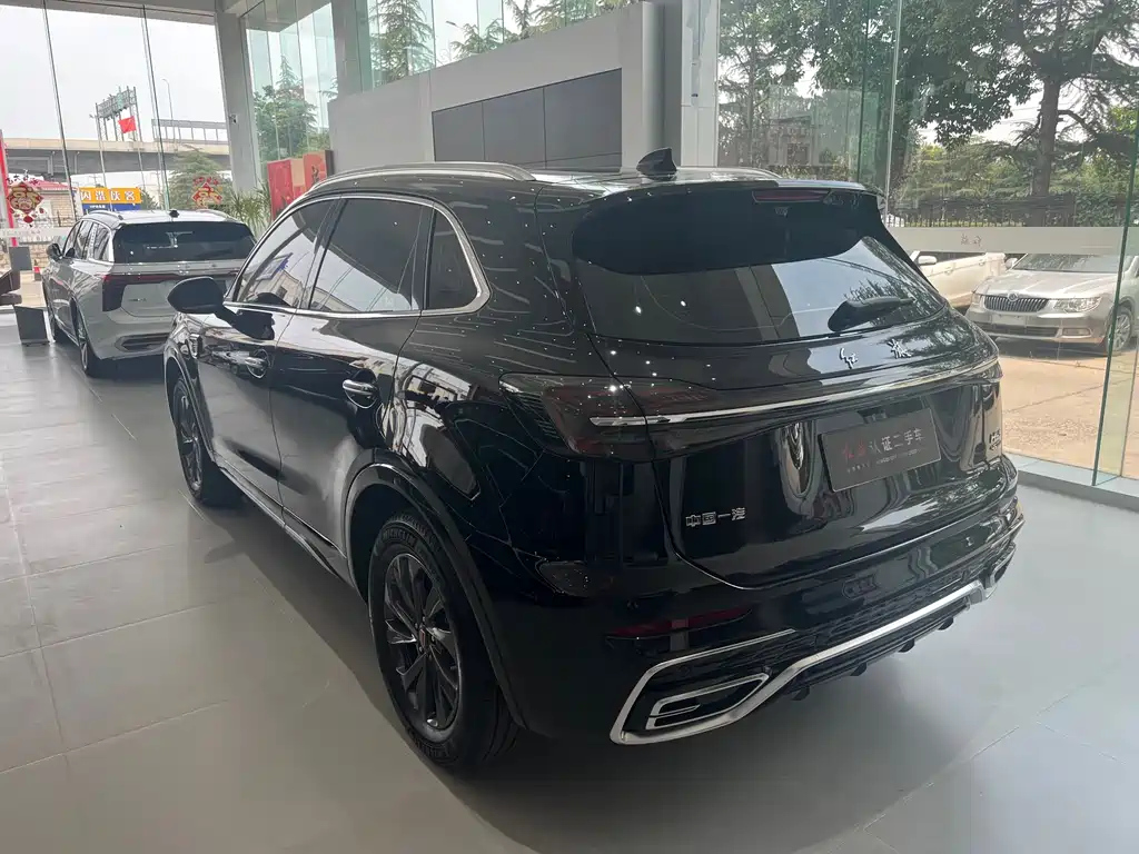 HONGQI HS5 2023